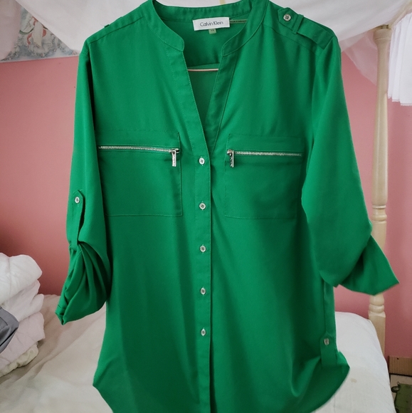 Button down blouse - Picture 2 of 3